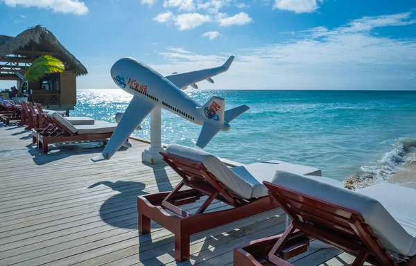 Romana República Dominicana Janeiro 2019 Espreguiçadeiras Avião Cais Praia Bayahibe — Fotografia de Stock