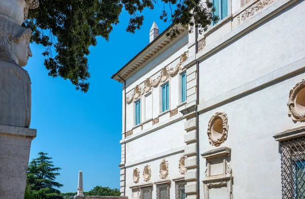 Roma Italia Julio 2018 Villa Borghese Palacio Visto Desde Jardín —  Fotos de Stock