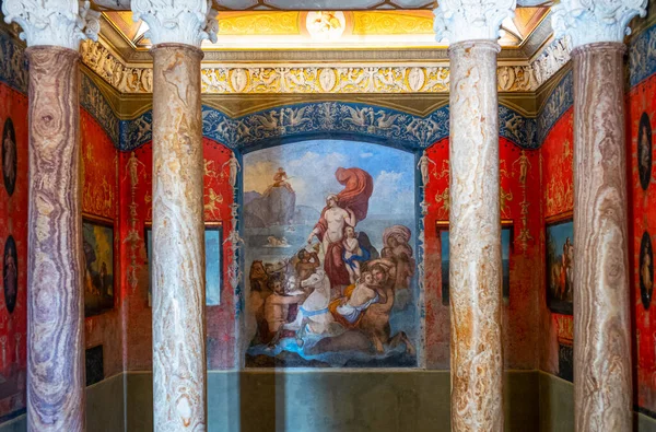 Řím Itálie Srpna 2017 Vila Torlonia Velká Koupelna Mytologickými Božskými — Stock fotografie