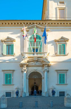 Roma, İtalya - 11 Ocak 2019: Quirinale Sarayı 'nın ana girişi