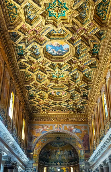 Roma Giugno 2019 Soffitto Legno Dorato Della Basilica Santa Maria — Foto Stock