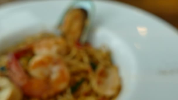 Spagetti Baharatlı deniz ürünleri — Stok video