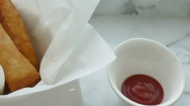 Kızarmış böreği