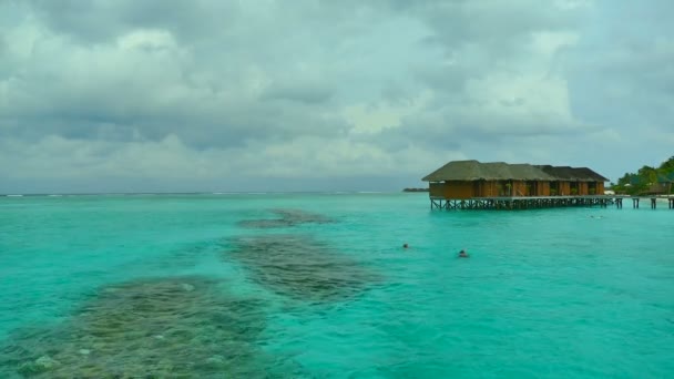 Beach and sea in maldives island — Stock video