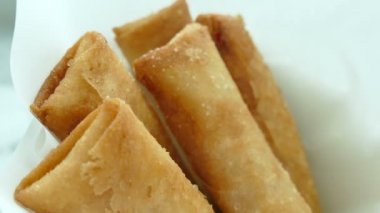 Kızarmış bahar rulo teknik inceleme