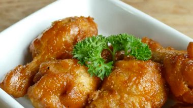 kızarmış tavuk drumsticks portre