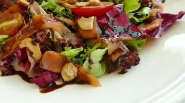 taze sebze ile Somon salata