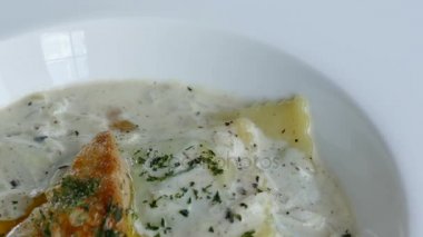 Kaz ciğeri biftek sosu ile