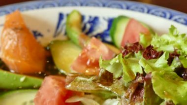 Nefis balık salatası