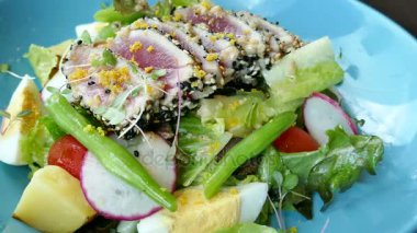 balık salata ile rulo 