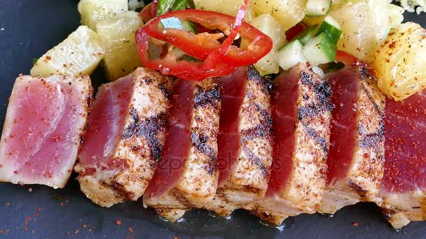 Grillezett tonhal steak — Stock videók