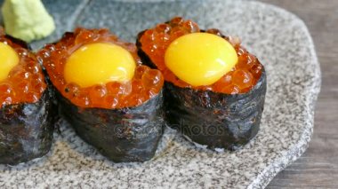 ham sarısı ile rulo