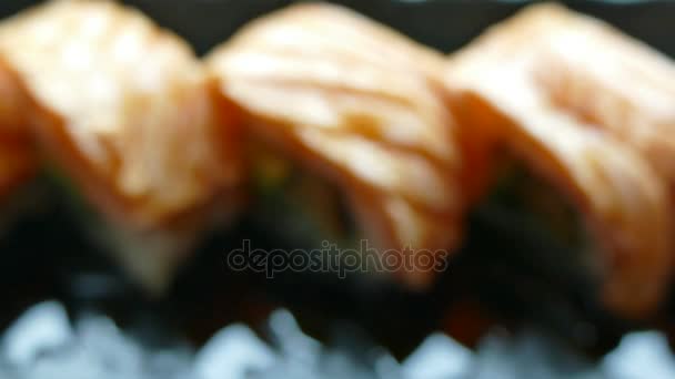 Ιαπωνική φρέσκο σούσι — Αρχείο Βίντεο