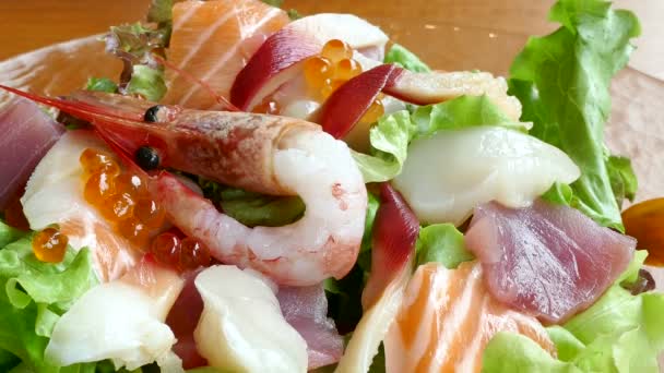 Japanese Sashimi salad — Stock Video