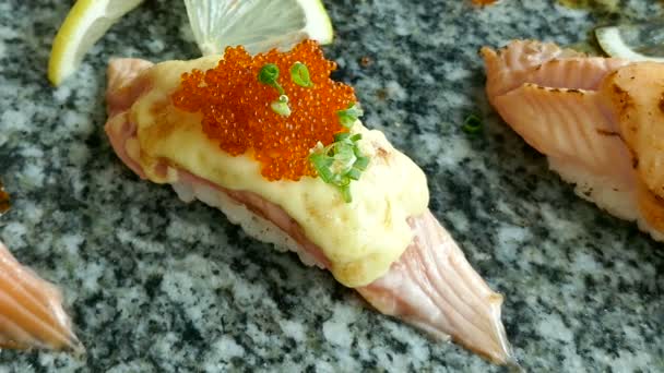 Japonés fresco sushi — Vídeo de stock