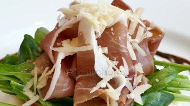 parma jambon salatası