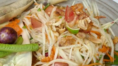 Thai-Style Som Tum