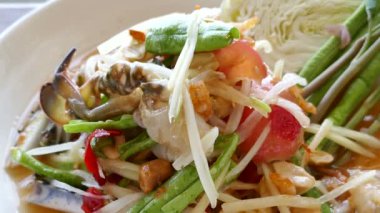 Thai-Style Som Tum