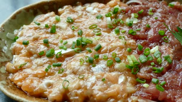 Tartar con atún y salmón — Vídeos de Stock