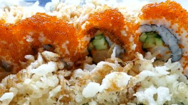 lezzetli taze suşi rulo