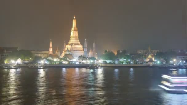 Iluminação Noite Wat Arun Ratchawararam Ratchawaramahawihan Templo Budista Bangkok Tailândia — Vídeo de Stock
