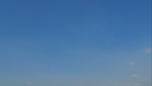 蓝天白云的美丽影像 — 图库视频影像