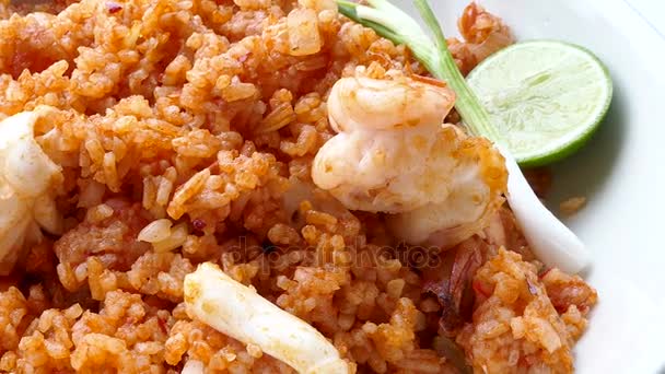 Delicious Prawns Fried Rice White Plate Video — Stock Video