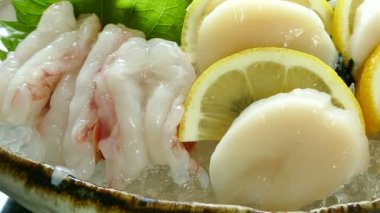 lezzetli çiğ taze Sashimi ile karides, geleneksel Japon yemekleri 