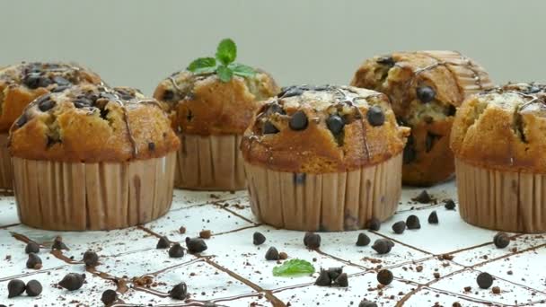 Deliciosas Magdalenas Caseras Con Gotas Chocolate — Vídeos de Stock