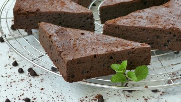Čokoládové brownie dort — Stock video