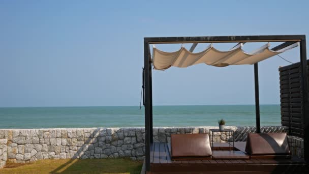 Natureza Com Mar Tropical Lounge Cadeiras Praia — Vídeo de Stock