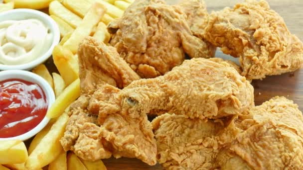 Smażony Kurczak Frytki Sos Keczupowy — Wideo stockowe