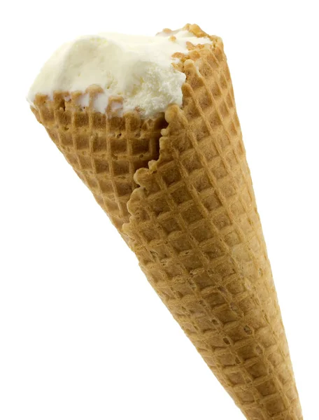 Bir gözleme fincan beyaz arka plan üzerinde vanilyalı dondurma. — Stok fotoğraf