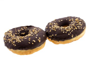 Beyaz bir arka plan üzerinde izole çikolatalı kurabiye