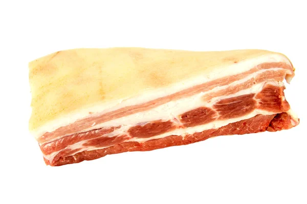 Bacon de porco isolado em um fundo branco. barriga de porco — Fotografia de Stock