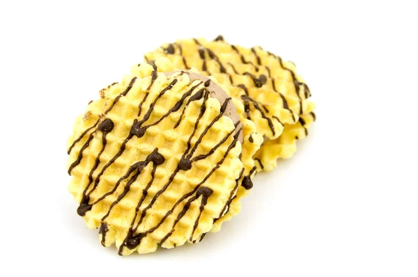 Wafer vaniglia cioccolato spuntino su sfondo bianco . — Foto Stock