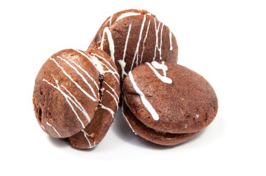 Beyaz arka plan üzerinde izole çikolata ile gingerbread