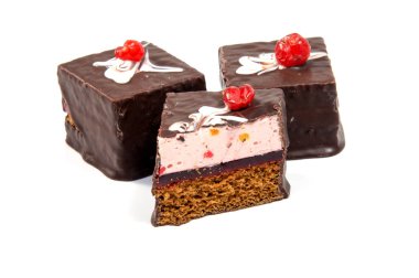 Ev yapımı kek, tatlı pasta, krema ile kaplı