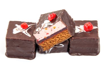 Ev yapımı kek, tatlı pasta, krema ile kaplı