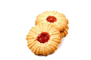 Beyaz arkaplanda küçük bisküviler