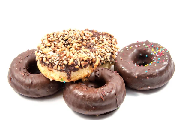 Donut oder Donut isoliert auf weißem Hintergrund Ausschnitt — Stockfoto