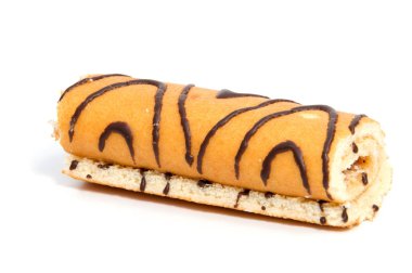 Bisküvi İsviçre rulo beyaz arka plan üzerinde izole