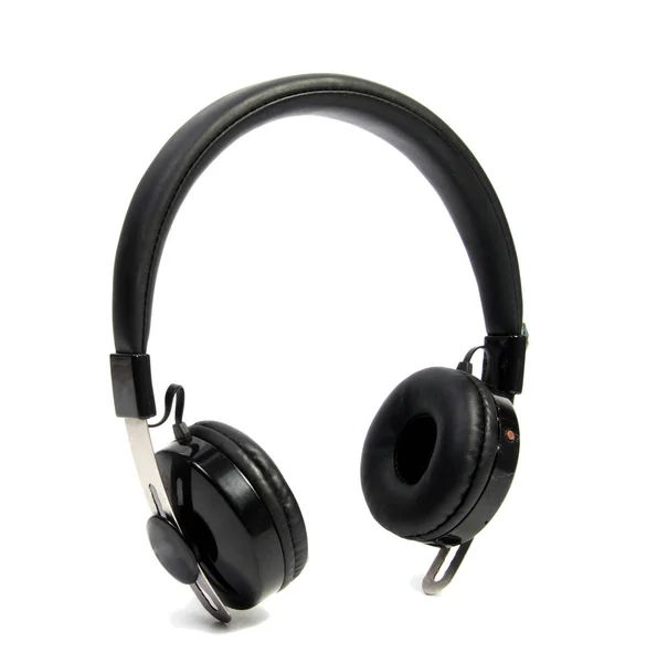 Drahtloser Bluetooth-Kopfhörer oder Kopfhörer isoliert auf weißem Hintergrund. — Stockfoto