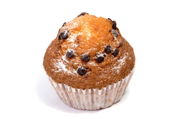 Chocolate Chip Muffin isoliert auf weiß — Stockfoto