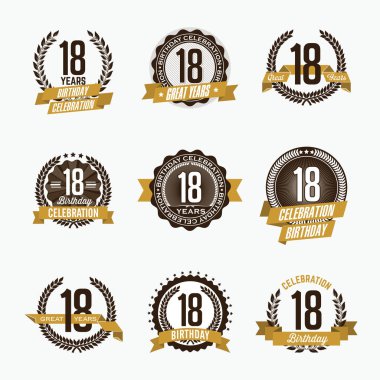 18 doğum günü kutlaması. Doğum günü rozetleri kümesi.