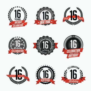16 doğum günü kutlaması. Doğum günü rozetleri kümesi.