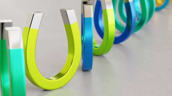 Linie lebhaft farbiger Magnete auf einfacher hellgrauer Oberfläche — Stockfoto
