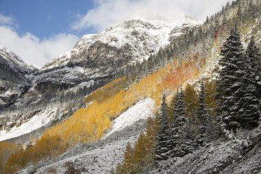 San Juan dağlarda erken kar