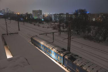 tren istasyonunda tren