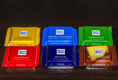 Ritter Sport sütlü çikolata bar